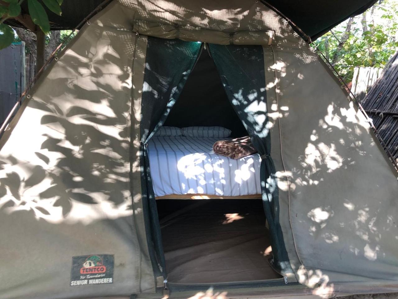 The Riverdeck Accommodation And Backpackers Knysna Exterior foto