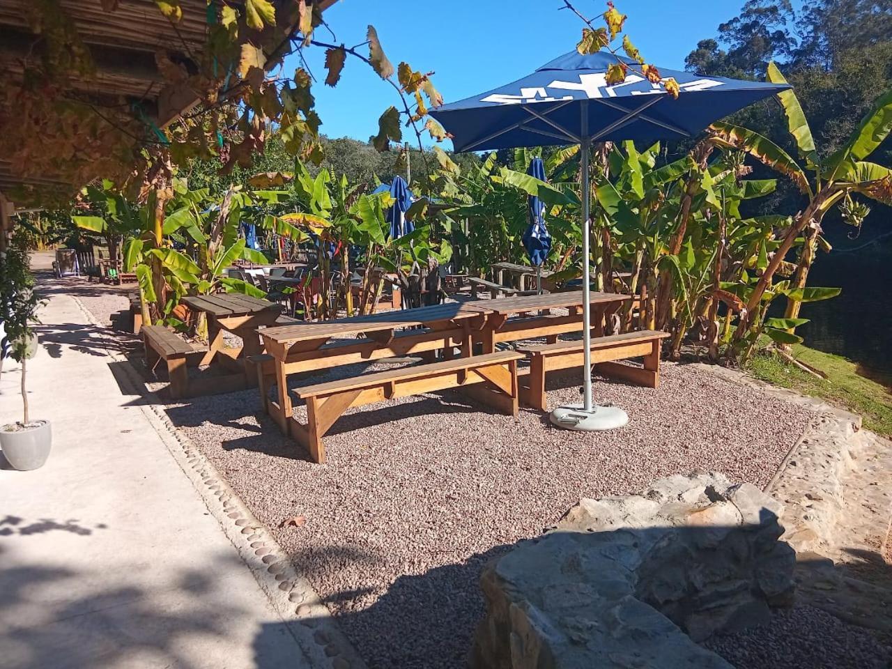 The Riverdeck Accommodation And Backpackers Knysna Exterior foto