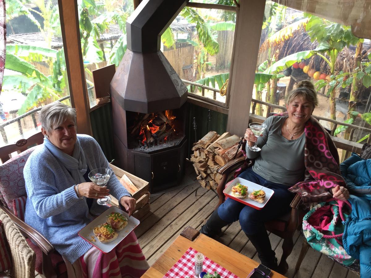 The Riverdeck Accommodation And Backpackers Knysna Exterior foto